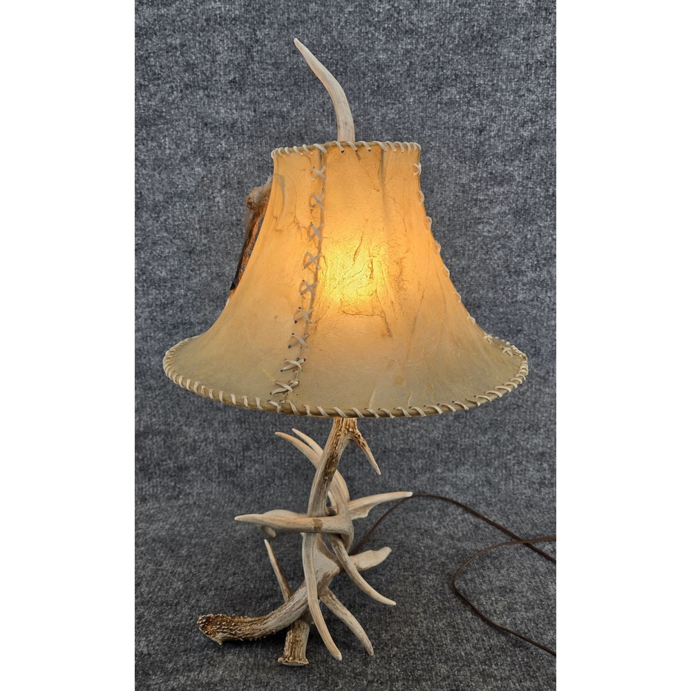 Handmade Whitetail Deer Antler Lamp 28" Rustic Cabin Decor Vtg Hunting Western
